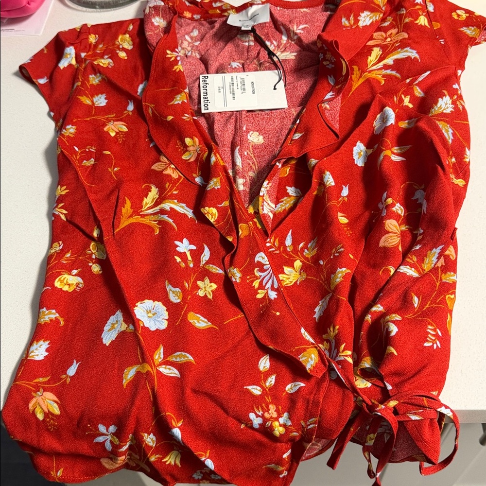 Reformation Floral Clemence Wrap Blouse in floral - Picture 7 of 8
